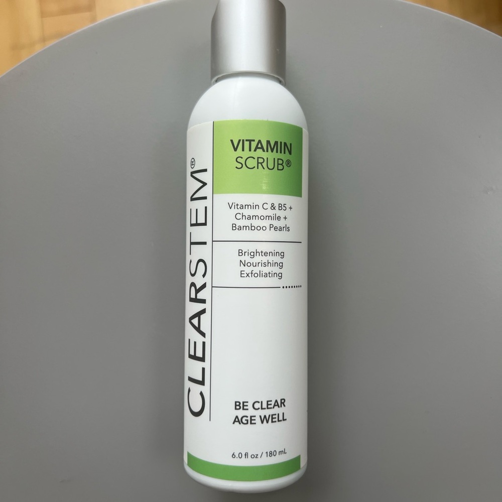 CLEARSTEM VITAMINSCRUB - brand new, unopened